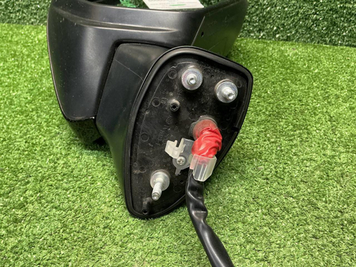 Зеркало правое Toyota Camry xv70 (17-24) 17 конт.