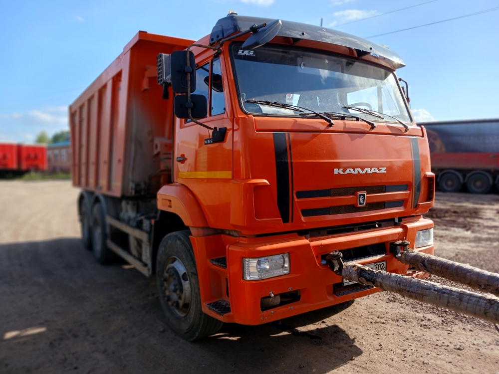 КамАЗ 6520 6x4 Самосвал 6520-26012-53 (Дизельный, 11,8 л, 400 л.с., МТ)