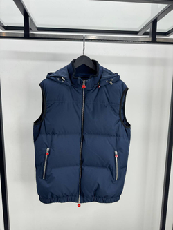 Безрукавка Kiton