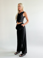 Костюм Miss Diva 11404 однотонный из жилетки и брюк-палаццо