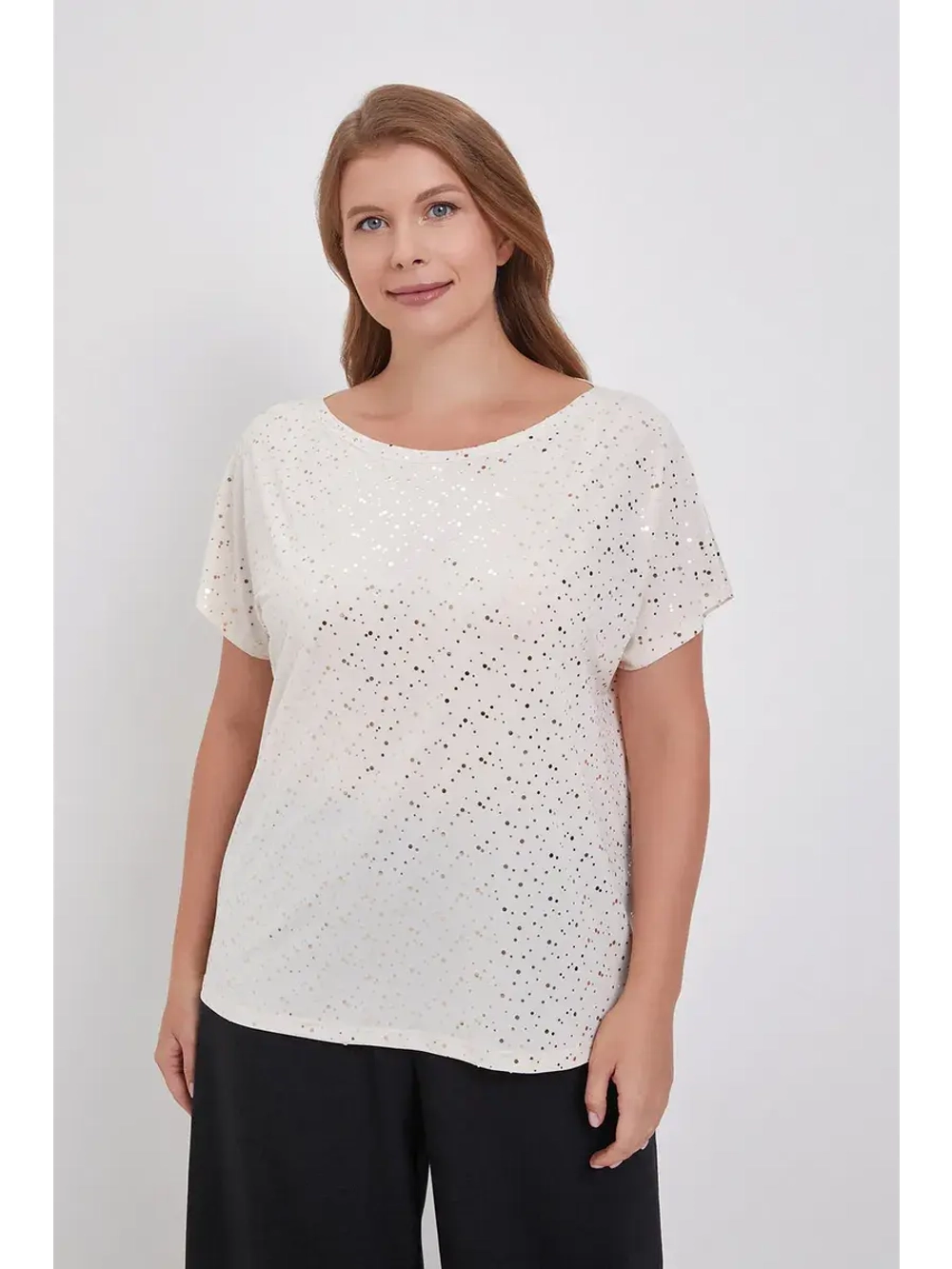 Блузка с пайетками короткий рукав
