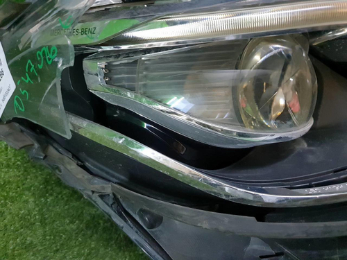 Битая Фара правая Mercedes E W213 (2016-2021) LED