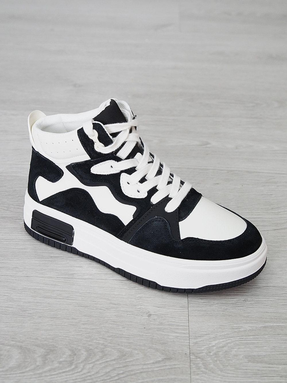 Кроссовки женские демисезонные