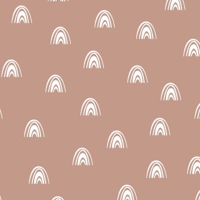 Минималистичные радуги на кофейном