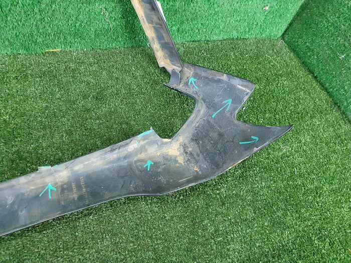 Молдинг решетки радиатора Lexus LX 3 (2015-2023)