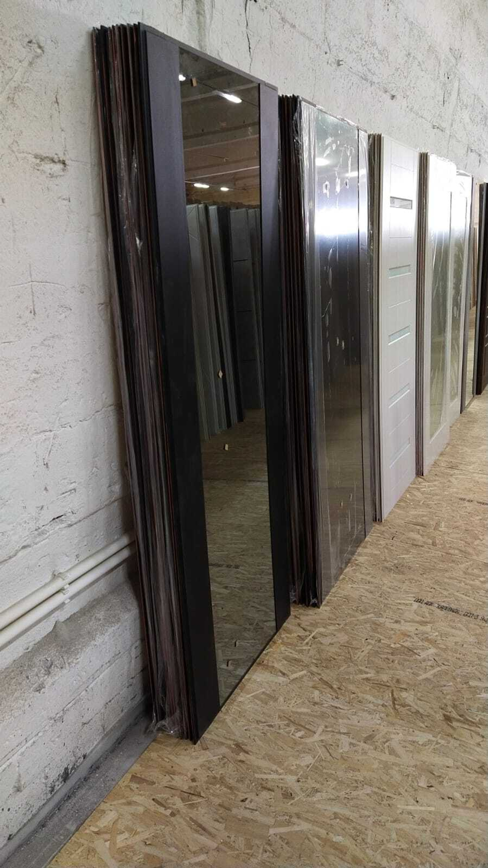 Дверь Входная Лабиринт LOFT  С зеркалом Максимум с тонировкой Черный кварц