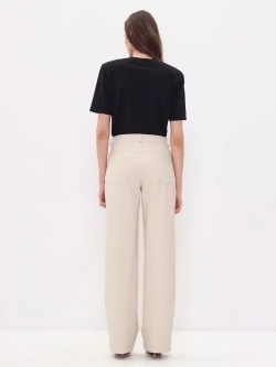 Брюки из экокожи бежевые