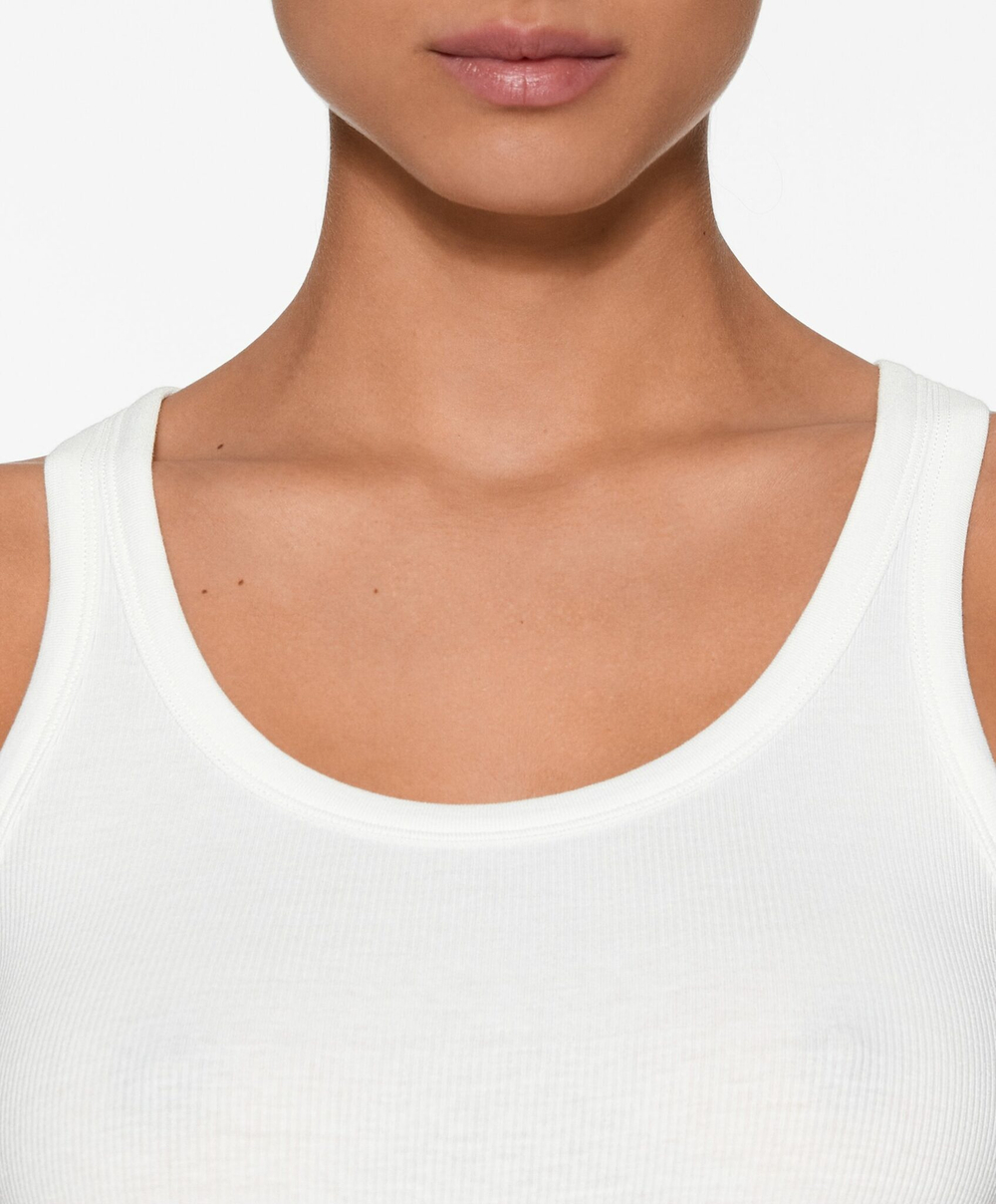 Oysho Топ на бретелях в рубчик, белый