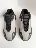 Кроссовки Adidas Yeeze 700 MNVN, 43