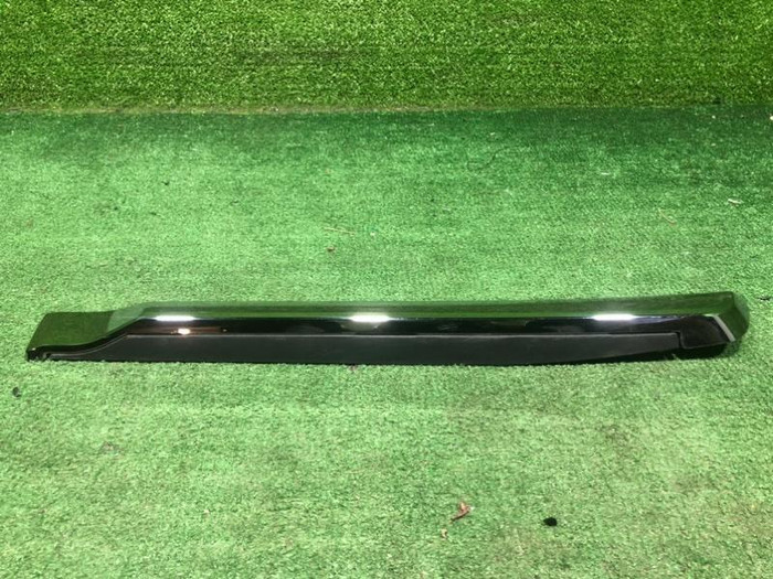 Накладка двери задняя левая Toyota Land Cruiser 200 (2015-2021)