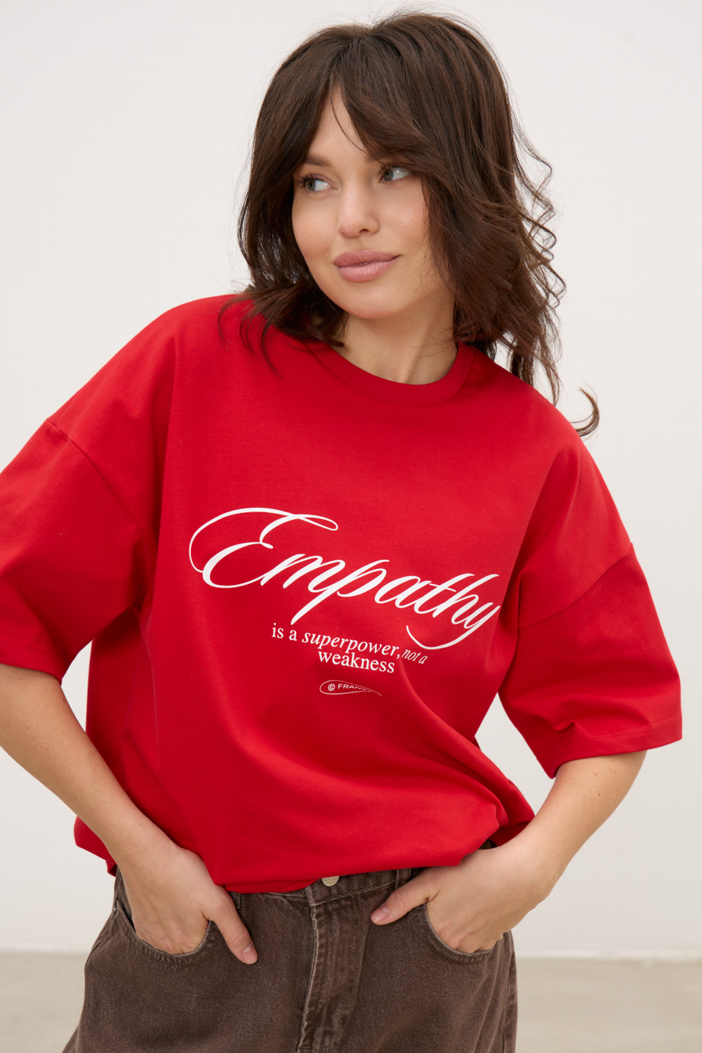 Футболка EMPATHY, красная