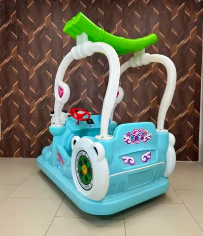 Прокатный аттракцион электромобиль «Семья Панд»