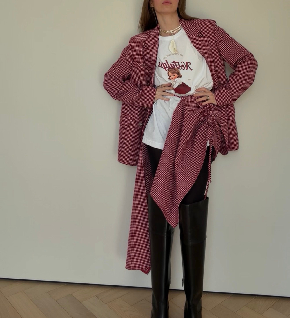 Баска-фартук с кулисками из малиновой шерсти