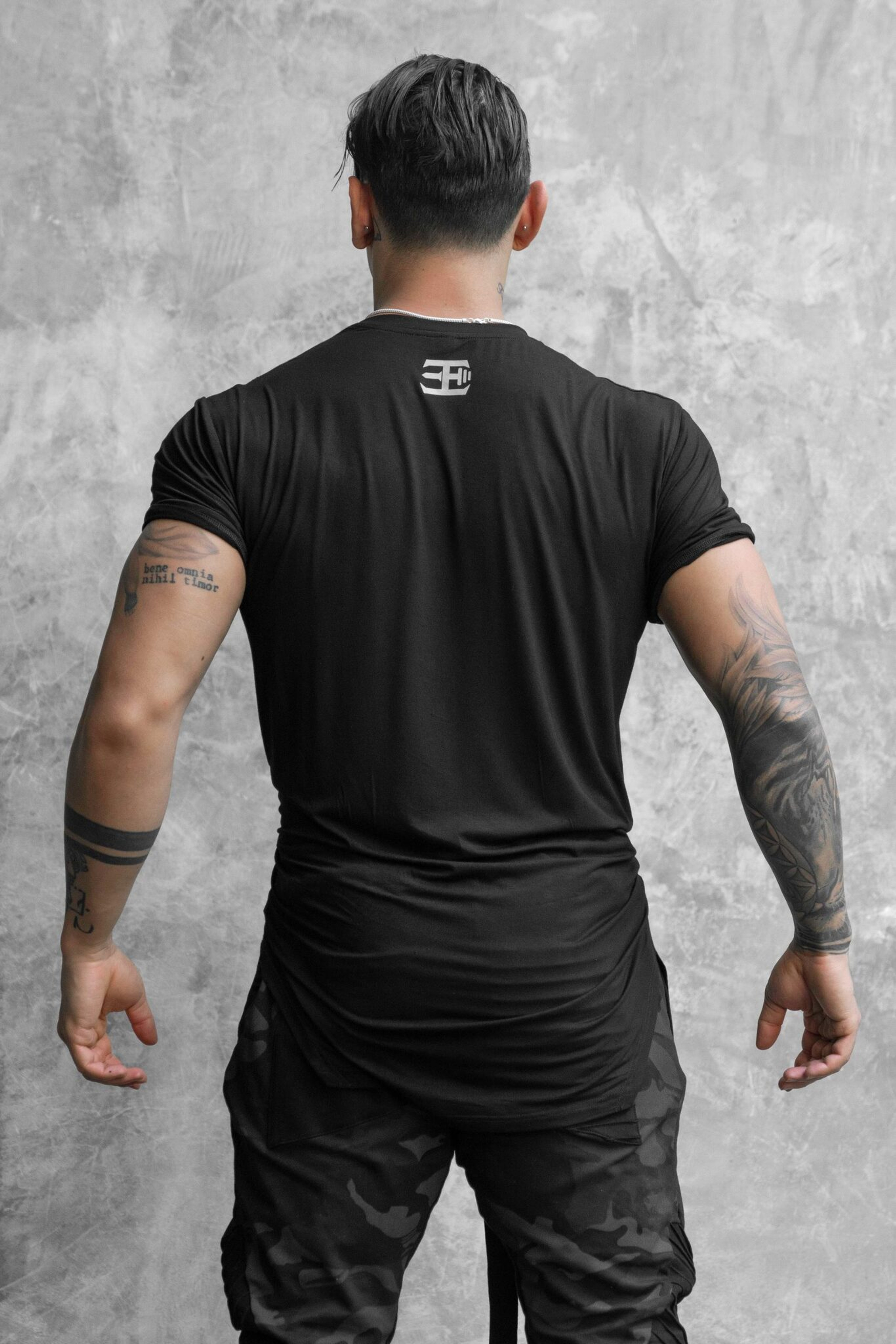 Футболка BODY ENGINEERS Atlantis Asymmetric Shirt Black