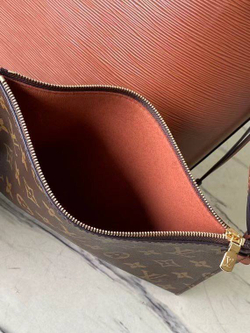 Сумка Louis Vuitton