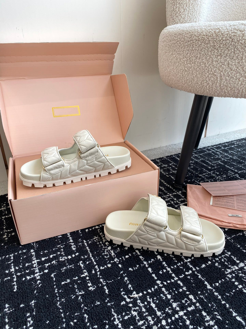 Miu Miu Slide (2 colors)