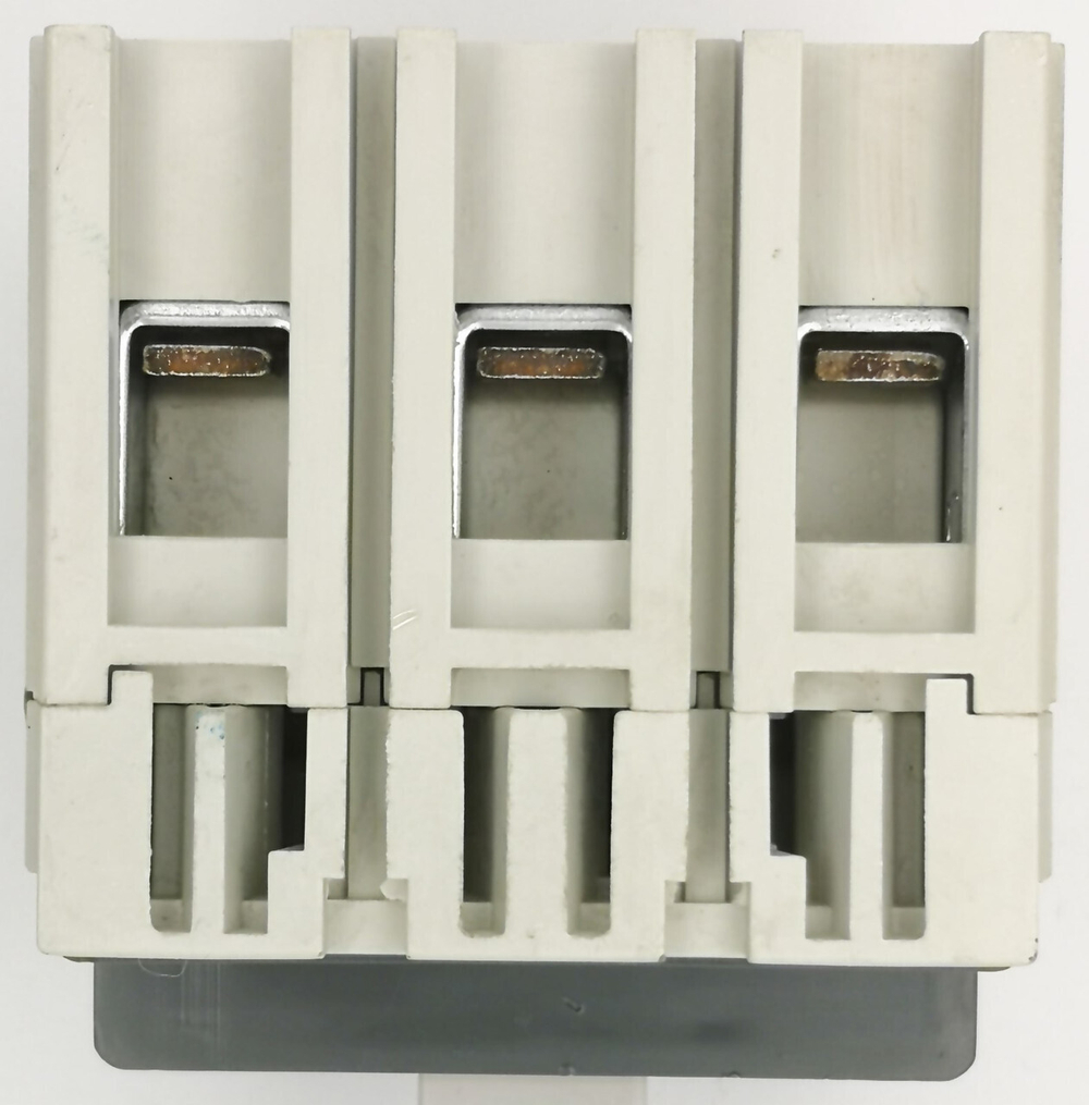 автомат 160а трехфазный. автомат выключатель 160а. автоматический выключатель кэаз 160а. выключатель-бочонок малый тип 7. выключатель 160.