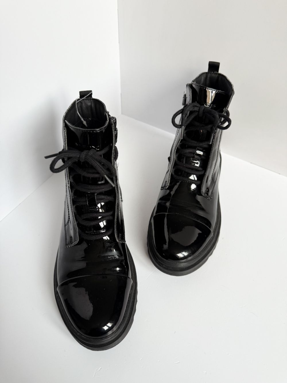 Лаковые ботинки Geox, 37
