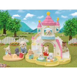 Sylvanian Families - Детская площадка с бассейном + зайчик с висячими ушками 5746 / артикул   5746  / GTIN 5054131057469