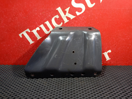 Кронштейн траверсы передний правый