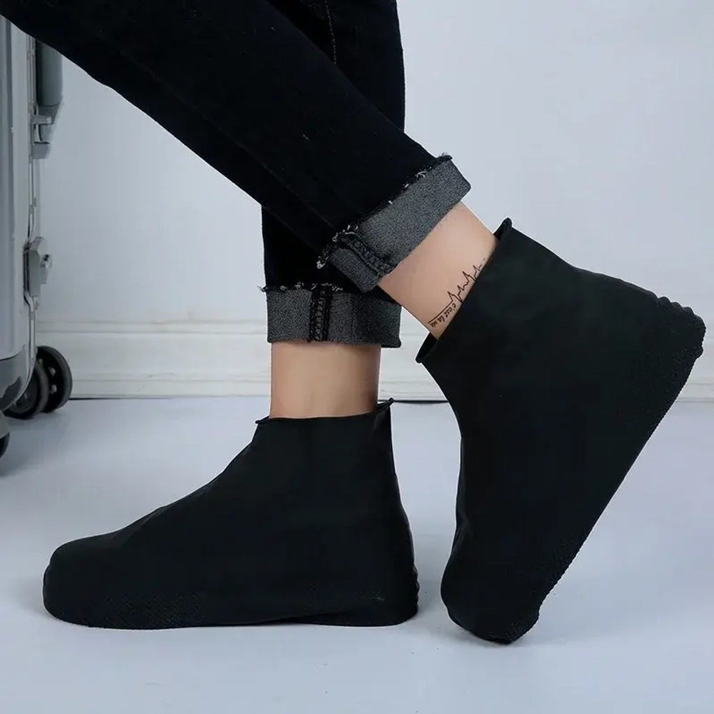 Многоразовые бахилы черные Shoescondom (тонкий силикон)