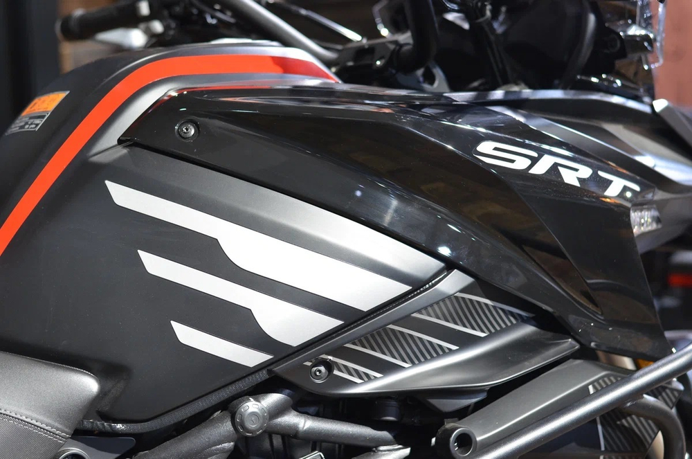 QJMOTOR SRT 800 SX