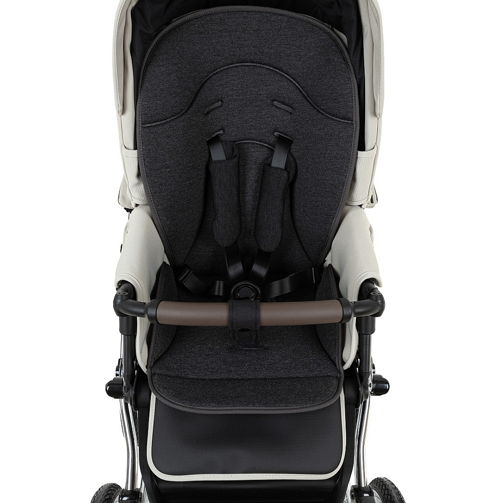 Детская коляска Roan Bass Next Classic d14 2.0 2 в 1 BSNC/94/2 Marzipan/Black/руч.Cappuccino