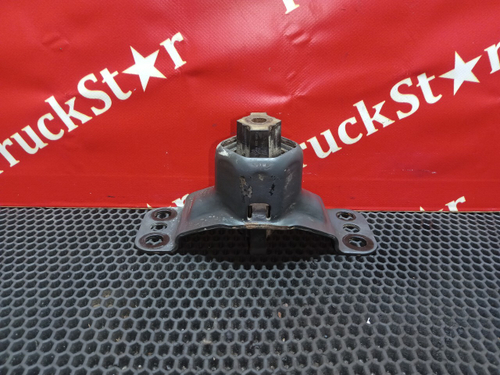 Кронштейн ящика акб 2020г.