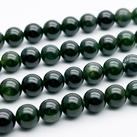 Нефрит бусины, диаметр около 7,9-8,1 мм, цена за 12 шт (1/4 нити)