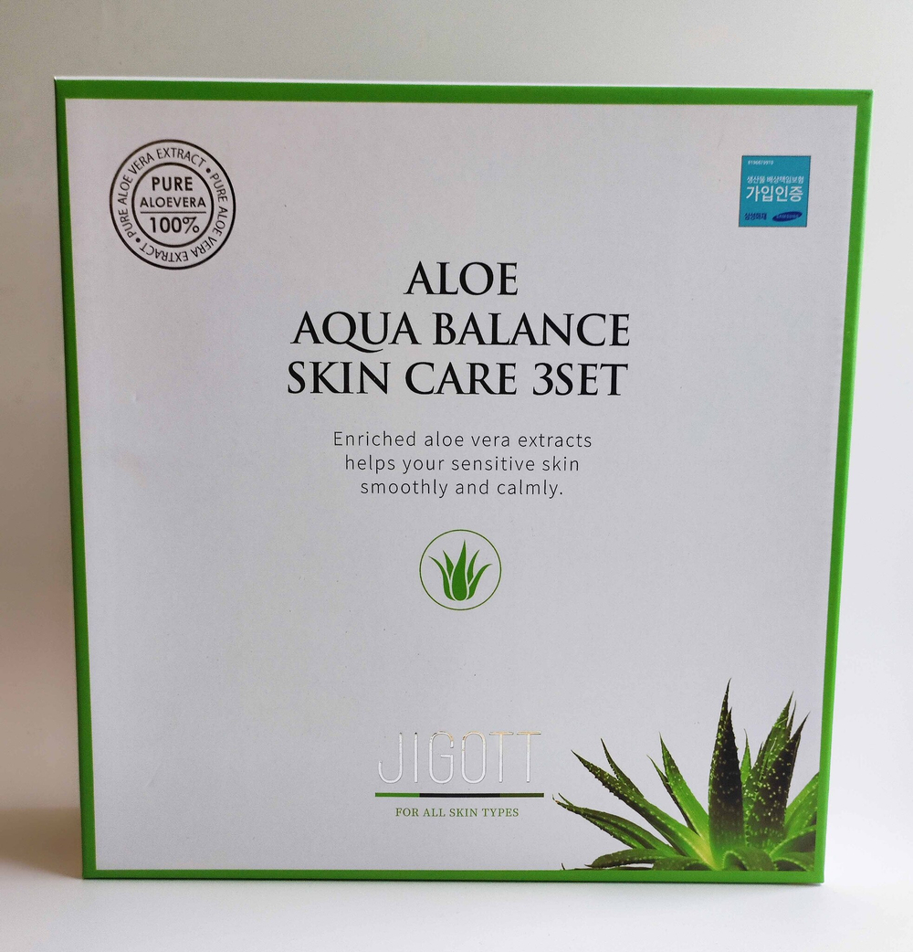JIGOTT Подарочный уходовый набор корейской косметики с алоэ ALOE AQUA BALANCE SKIN CARE 3SET