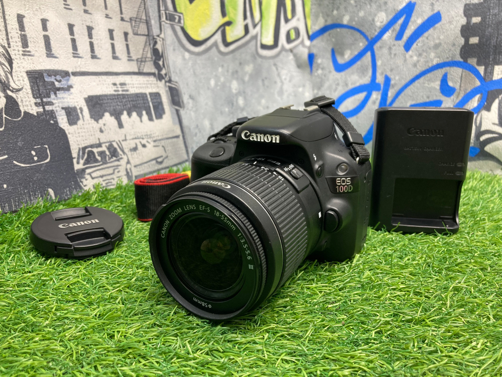 Canon EOS 100D Kit 18-55mm 3.5-5.6 III 38.300 кадров