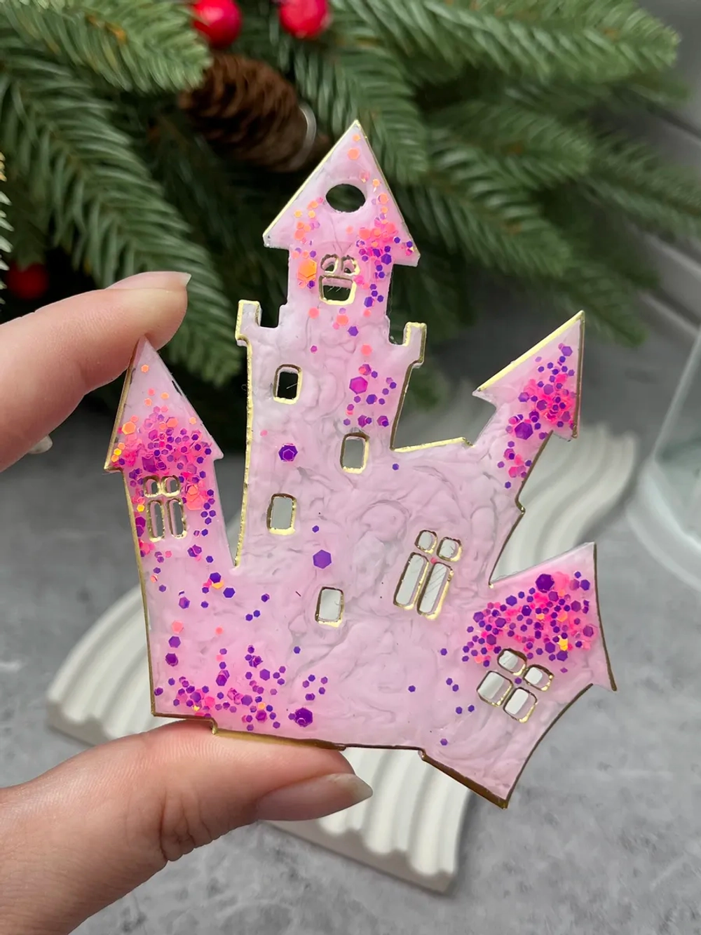 Новогодняя елочная игрушка Замок