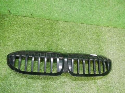 Решетка радиатора BMW 3er G20 (2018-2022)