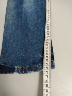 Джинсы с рваным эффектом 44 размер