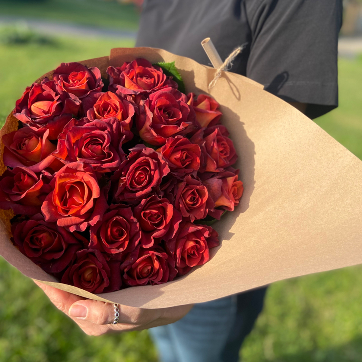 🌸 букетики Кофе-брейк (Coffee Break) — 21 роза на 40 см — 8 марта у Феи