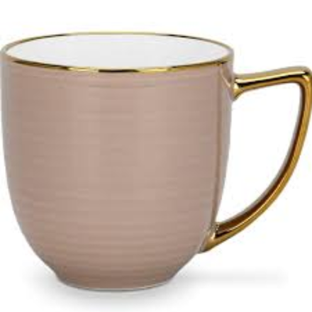 Фарфоровая кружка Fissman 420мл