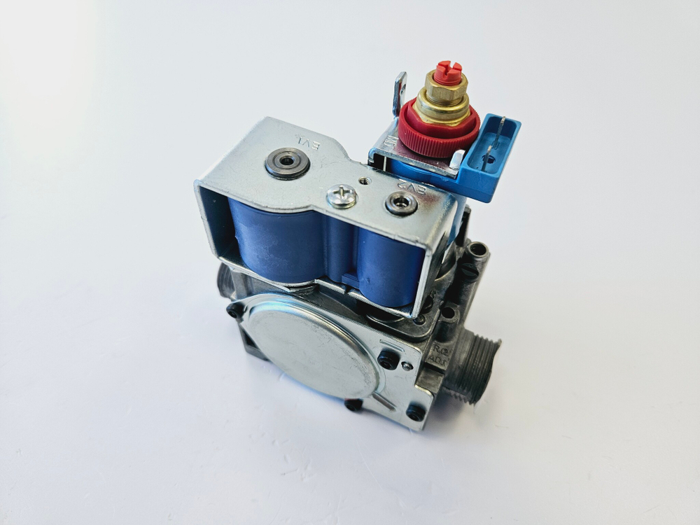 Клапан газовый BOSCH Gaz 7000W (арт. 87470037000)