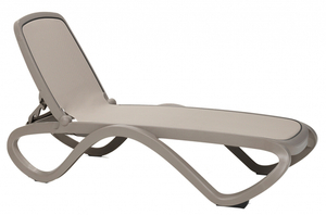 Шезлонг-лежак пластиковый Omega
