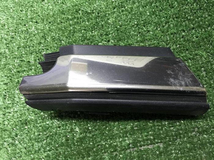 Заглушка буксир. крюка Toyota Highlander 3 (16-19)