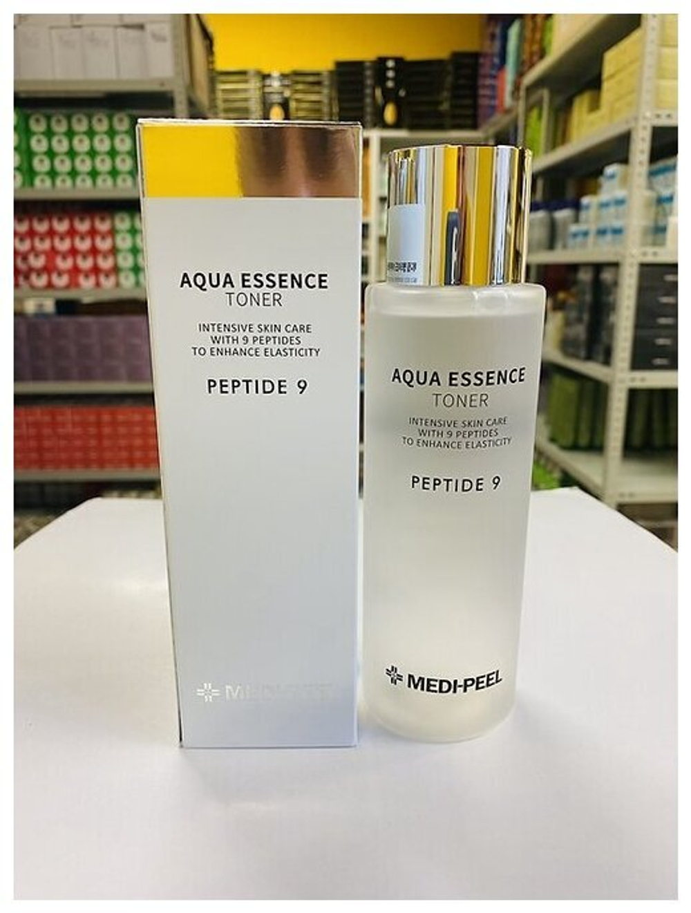 Пептидный тонер-эссенция д/зрелой кожи Medi Peel Peptide 9 Aqua Essence Toner 250 мл.