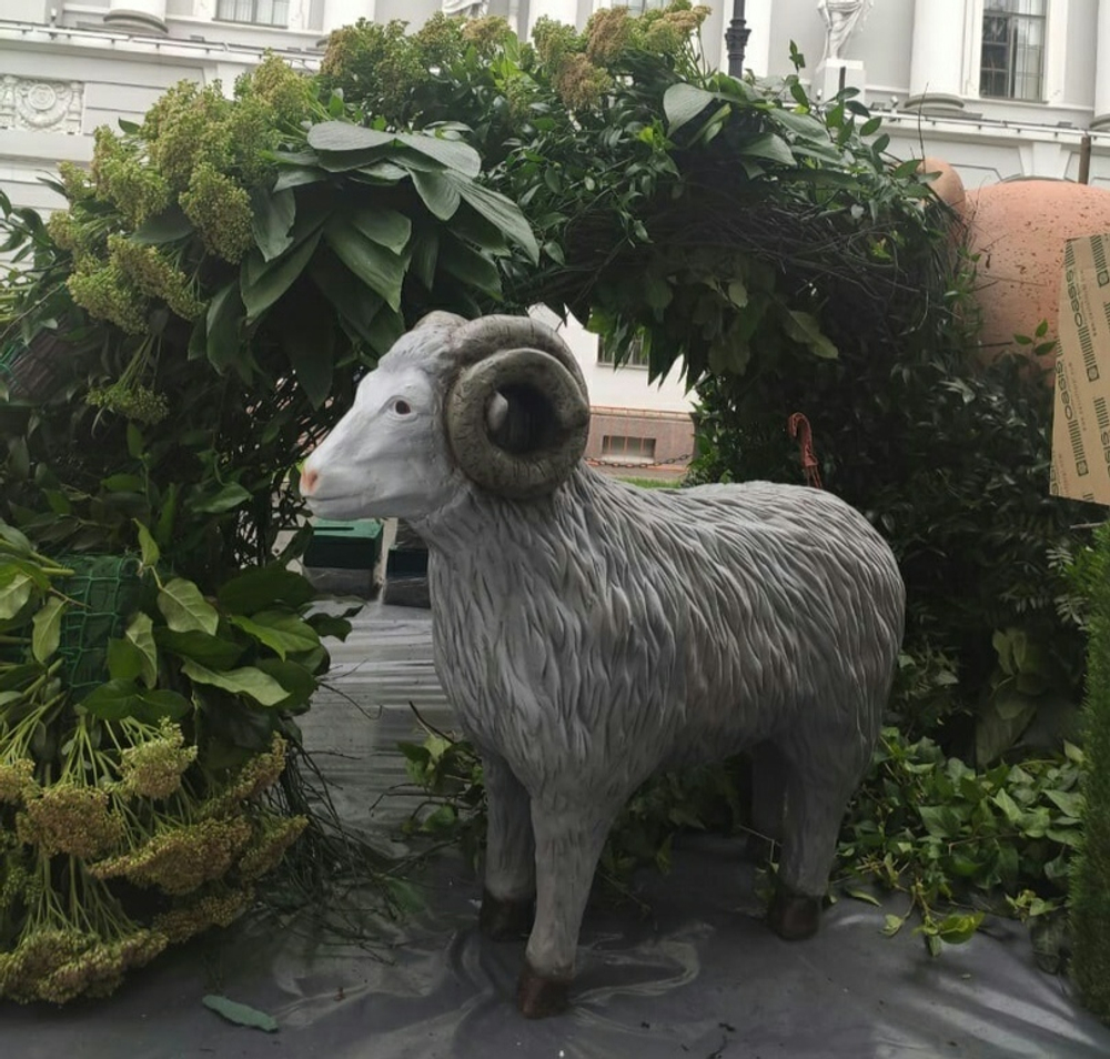 Уличные фигуры Домашние животные