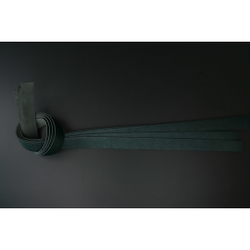 Ременная заготовка сине-зеленая с лицевой отделкой+ плита геккон 140