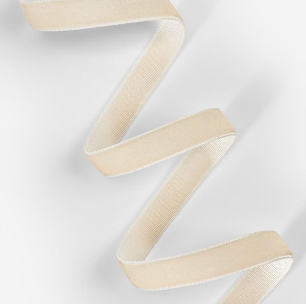 Бархатная лента