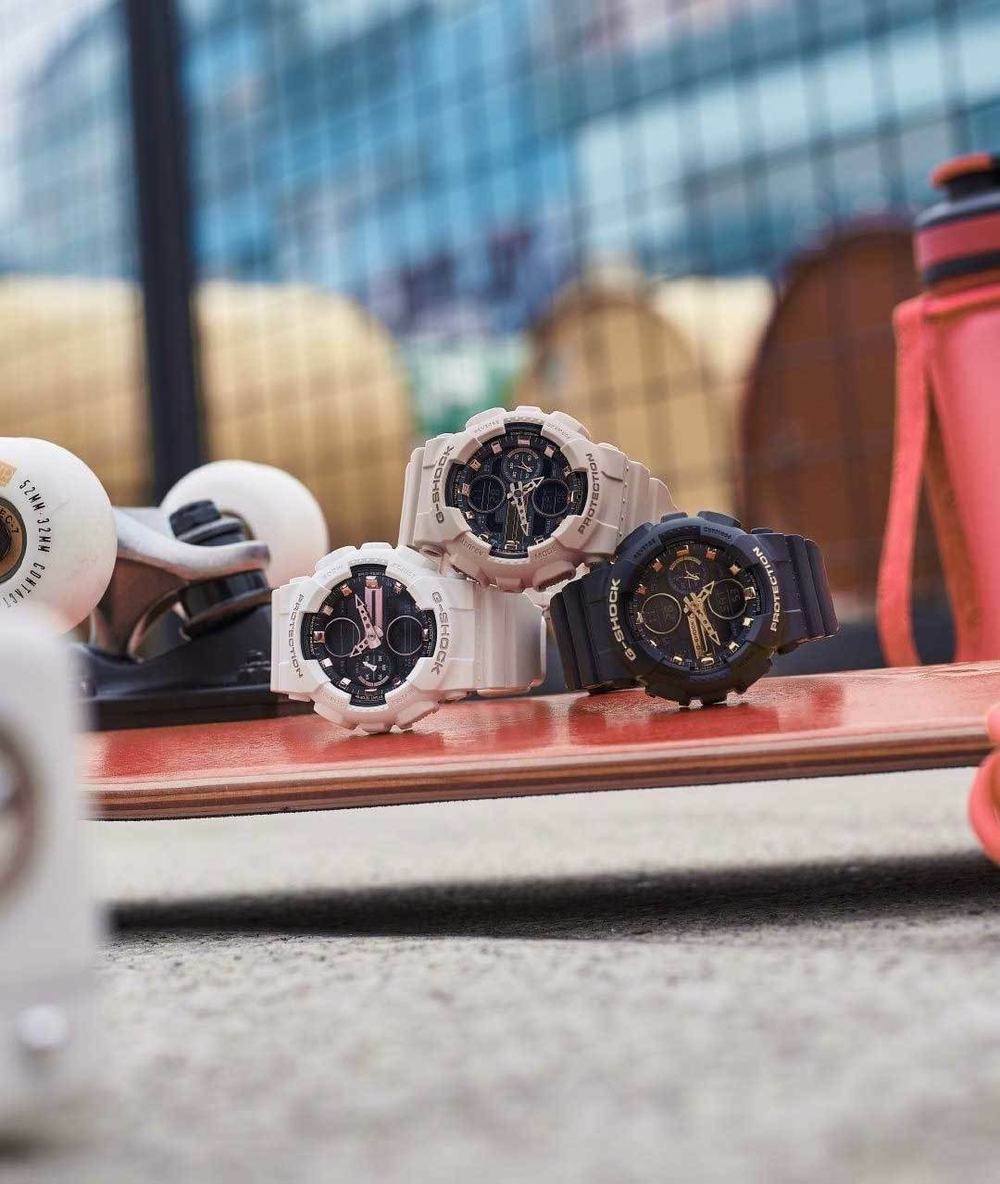 Японские наручные часы Casio G-SHOCK GMA-S140M-1AER с хронографом