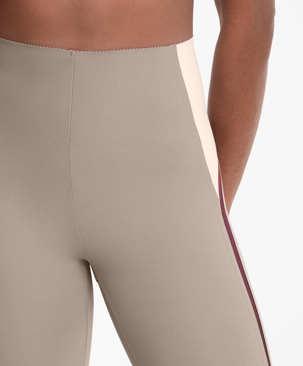 OYSHO Компрессионные легинсы Compressive длиной 65 см, экрю