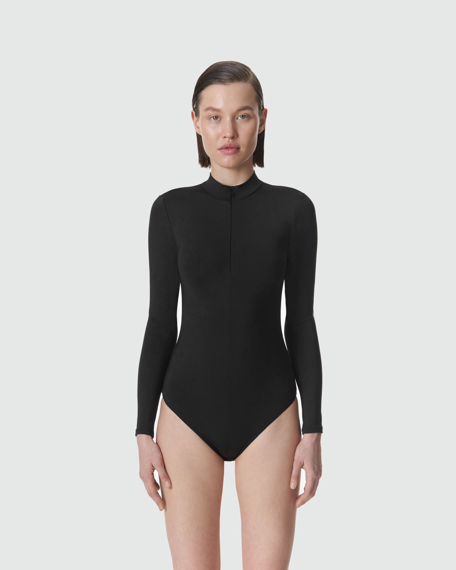 БОДИ НА МОЛНИИ