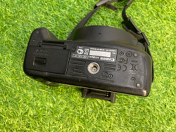 Canon 100D + 18-55mm STM
