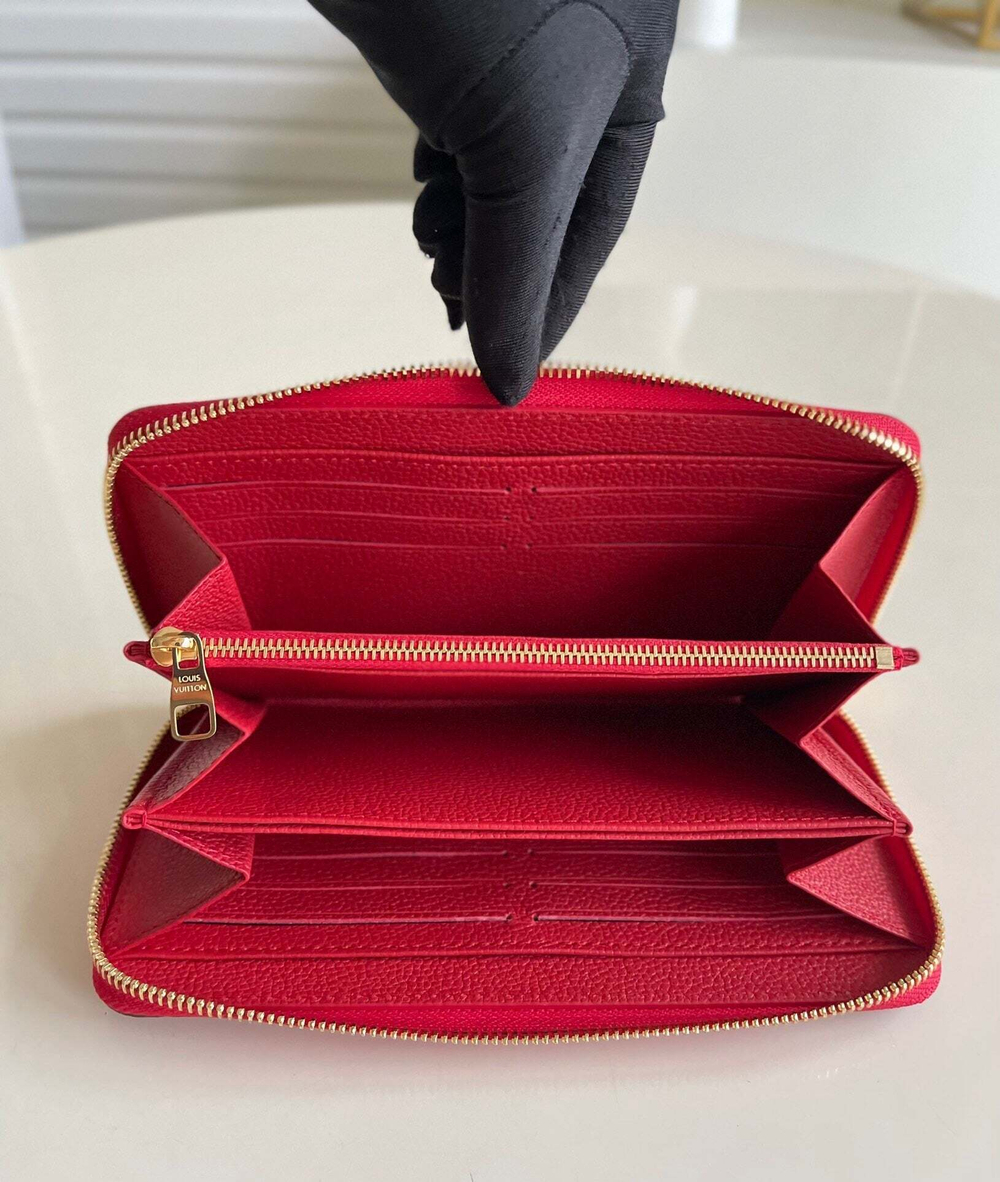 Louis Vuitton Zippy Wallet