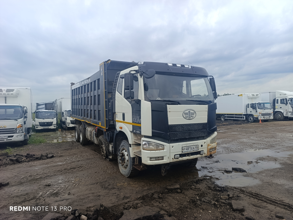 FAW J6 8x4 Самосвал СА3310Р66K24T4E5