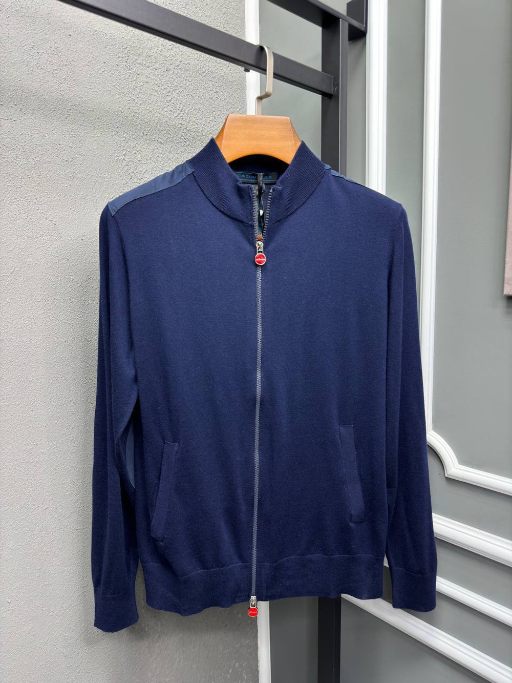 Кардиган Kiton